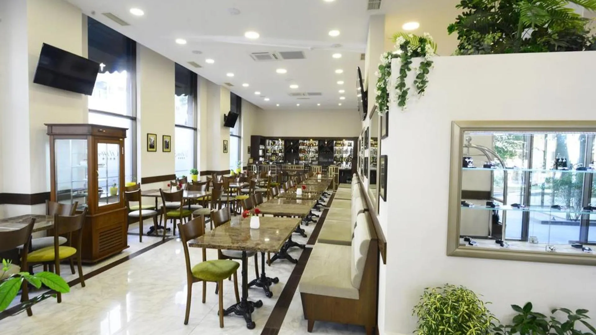 Apartment In Downtown Tiflis 0*,
