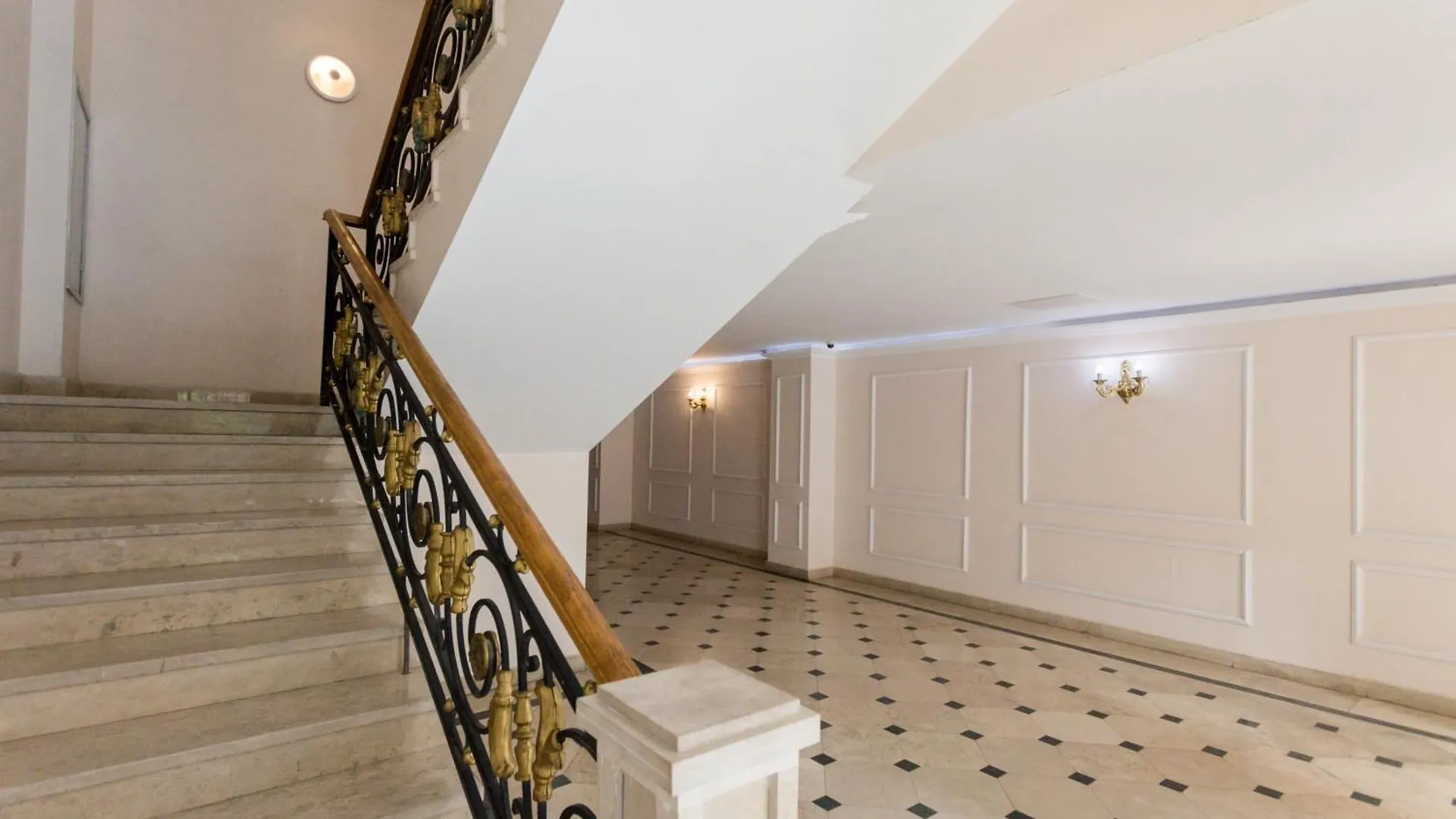 Apartment In Downtown Tiflis