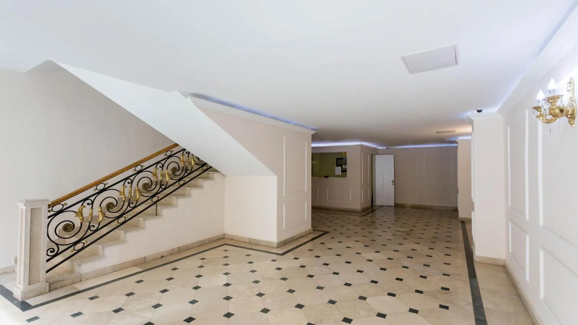 Apartment In Downtown Tiflis