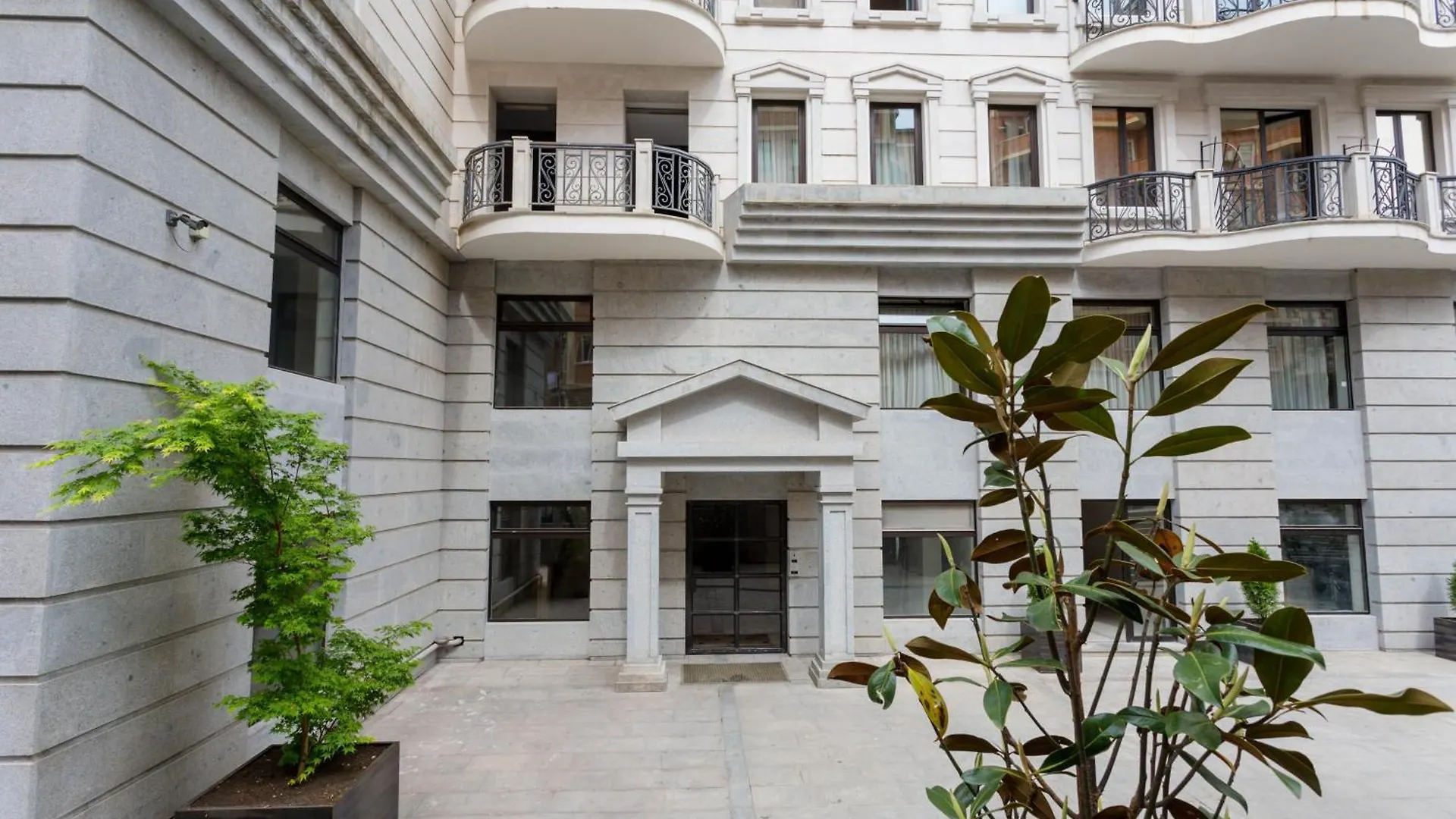 Apartment In Downtown 第比利斯