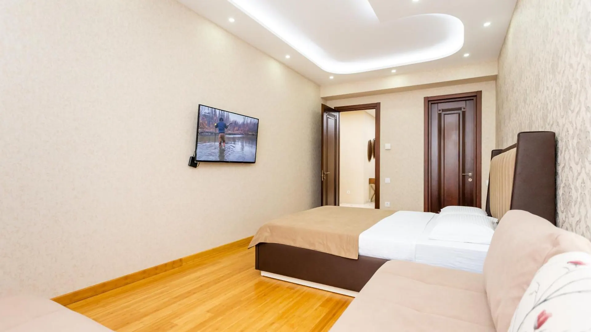 Apartment In Downtown Tiflis Gürcistan