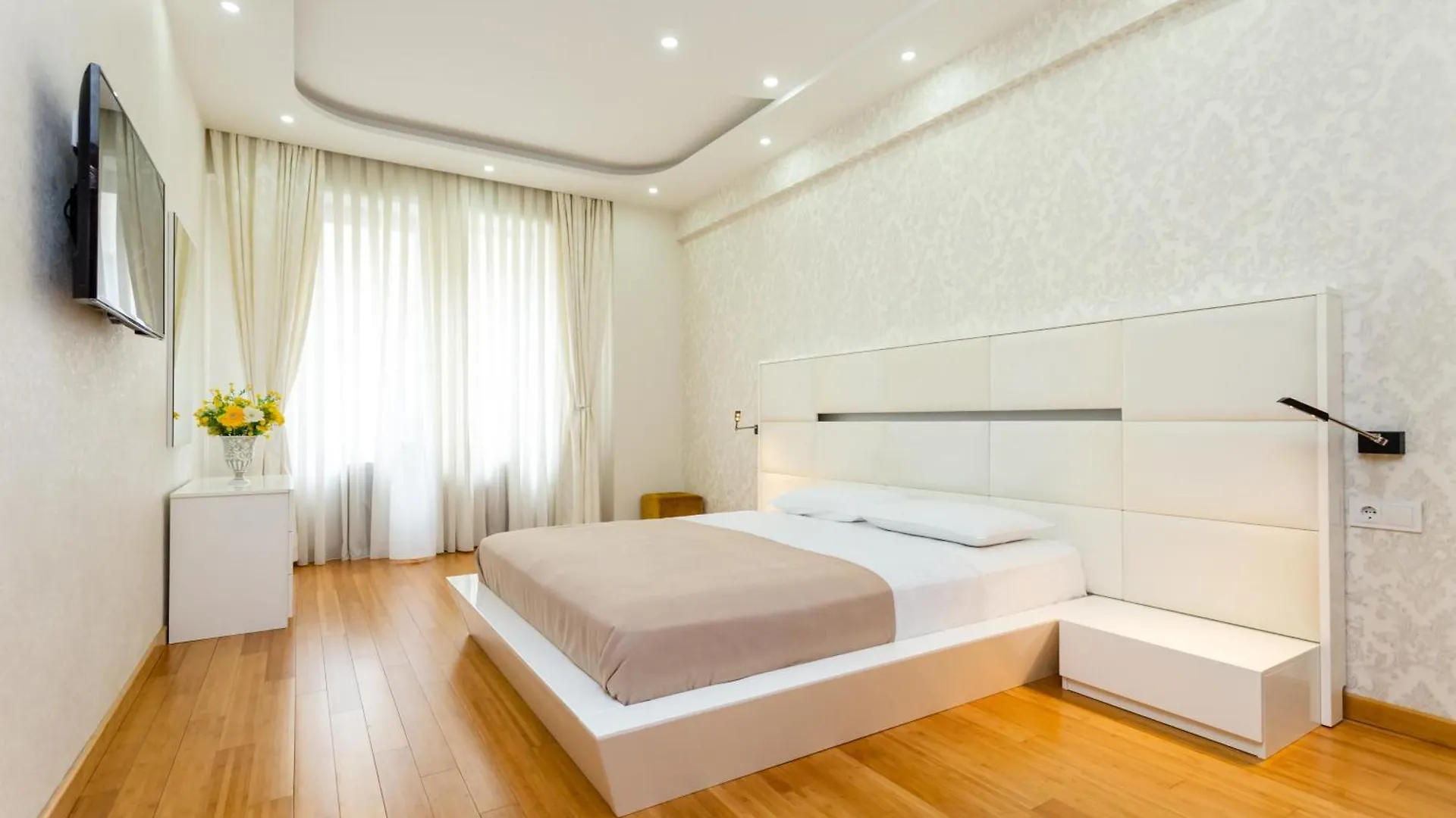 Apartment In Downtown Tiflis